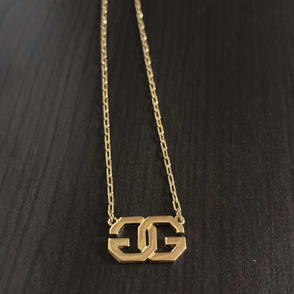 AUTH GIVENCHY EUC - Picture 5 of 5